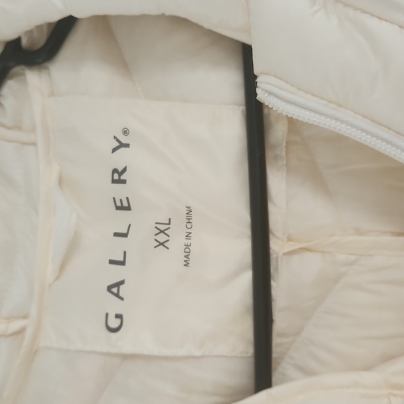 Gallery XXL Women's Light Weight Down Hooded Jacket Cream - Picture 2 of 5